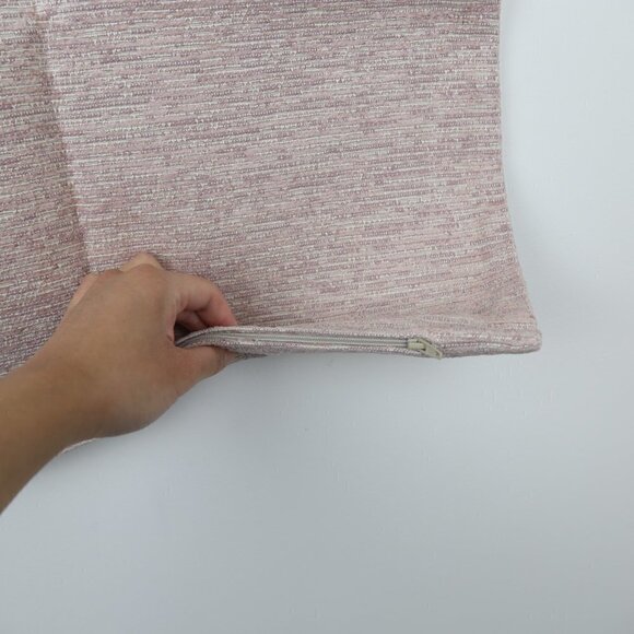 KNIT Light Dull Pink Textured Couch Sofa Pillow Sleeve Home Accents - Picture 3 of 3